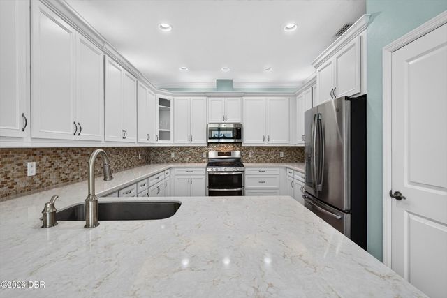 330 Coral Reef Way, Daytona Beach, FL 32124