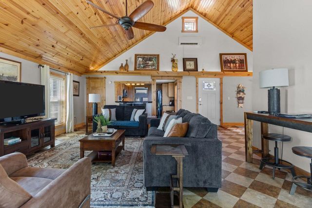 1938 COTTAGE ROAD, Little Suamico, WI 54141