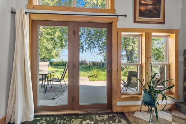 1938 COTTAGE ROAD, Little Suamico, WI 54141