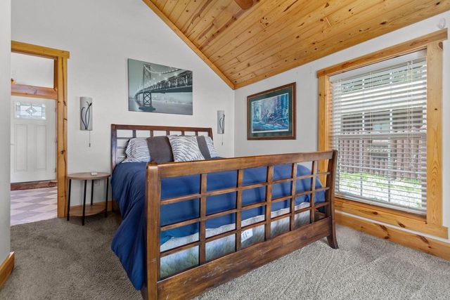 1938 COTTAGE ROAD, Little Suamico, WI 54141