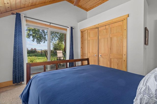 1938 COTTAGE ROAD, Little Suamico, WI 54141