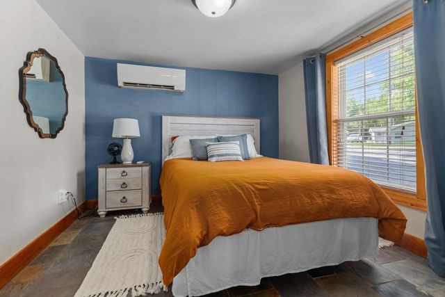 1938 COTTAGE ROAD, Little Suamico, WI 54141