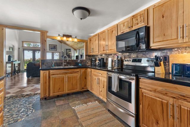 1938 COTTAGE ROAD, Little Suamico, WI 54141