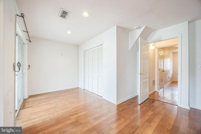 504 NOTTINGHAM PLACE, Riverside, NJ 08075