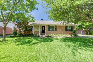 7328 Rockhurst Drive, Dallas, TX 75214