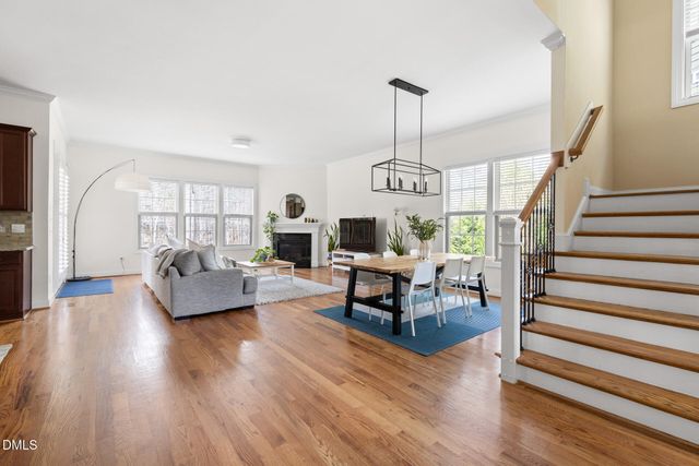 1016 Regency Cottage Place, Cary, NC 27518