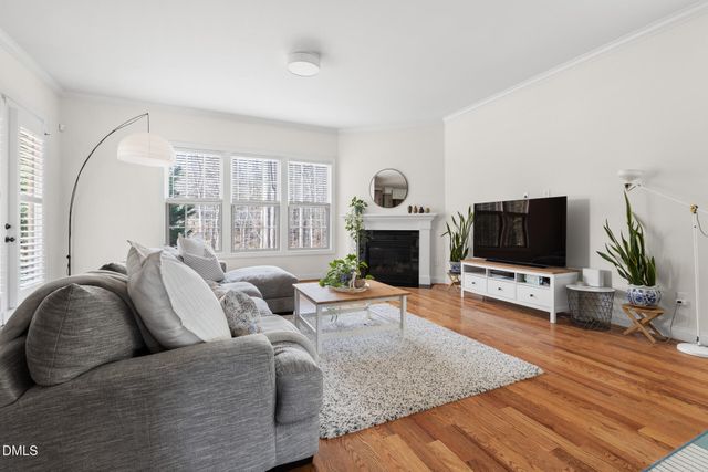 1016 Regency Cottage Place, Cary, NC 27518