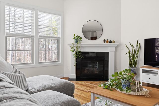 1016 Regency Cottage Place, Cary, NC 27518