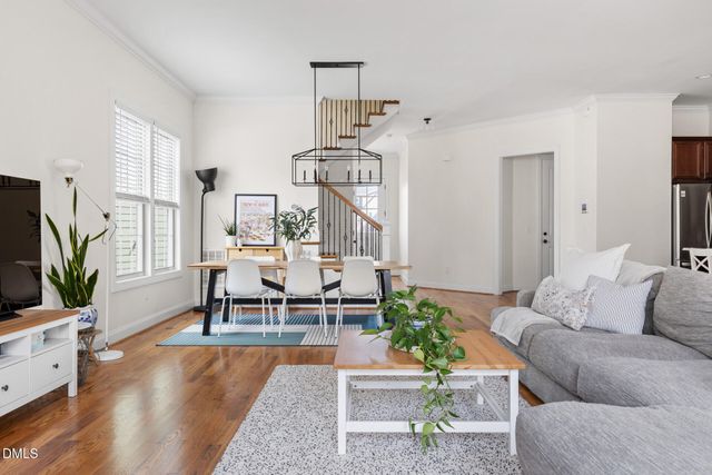 1016 Regency Cottage Place, Cary, NC 27518