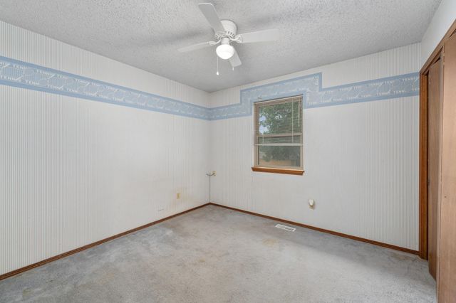 3 N Willow, Mulvane, KS 67110
