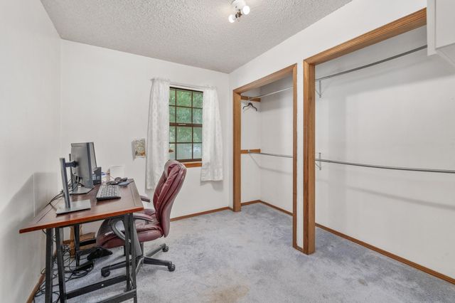 3 N Willow, Mulvane, KS 67110