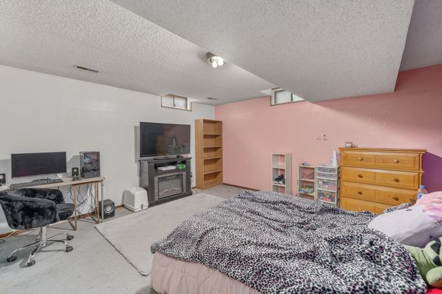 3 N Willow, Mulvane, KS 67110