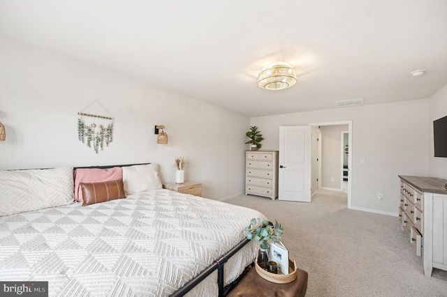 530 WEEKS CT, Berryville, VA 22611