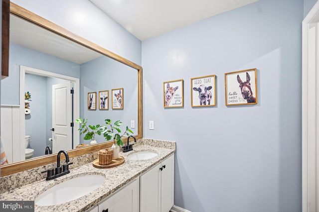 530 WEEKS CT, Berryville, VA 22611