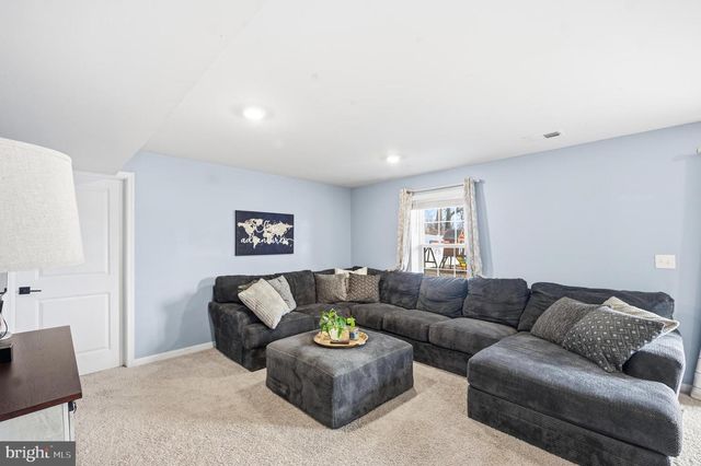 530 WEEKS CT, Berryville, VA 22611