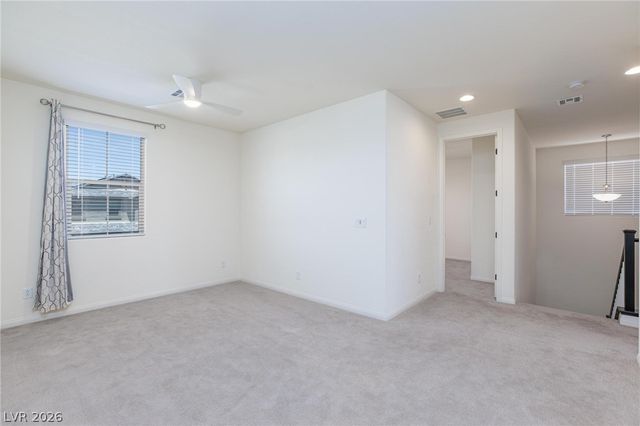 10117 Heron Lake Avenue, Las Vegas, NV 89178