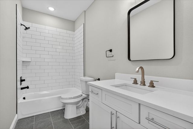 804 Premier, Grand Prairie, TX 75051