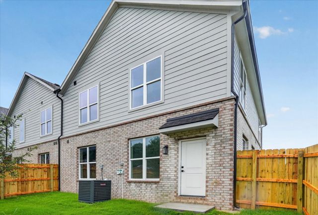 804 Premier, Grand Prairie, TX 75051