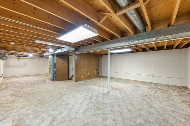 1406 Kaskaskia Avenue, Elgin, IL 60123