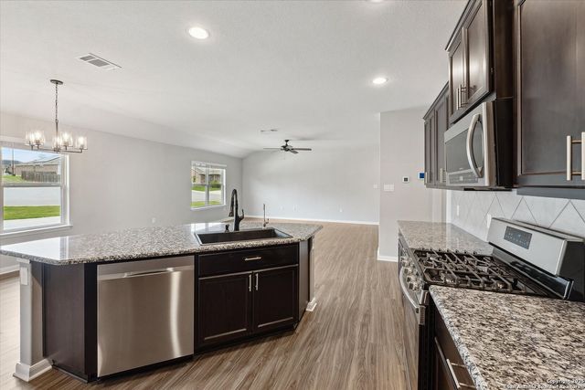 2434 McCrae, New Braunfels, TX 78130