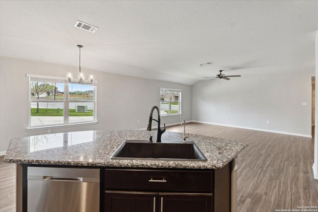 2434 McCrae, New Braunfels, TX 78130