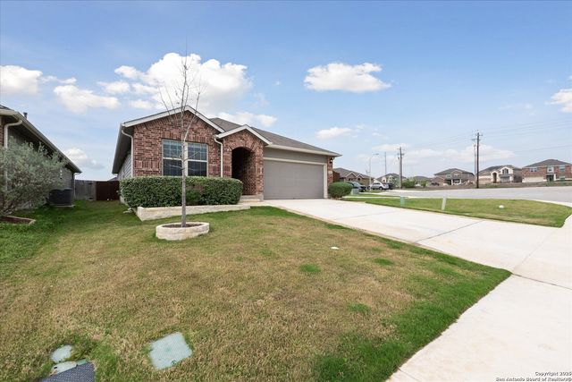 2434 McCrae, New Braunfels, TX 78130