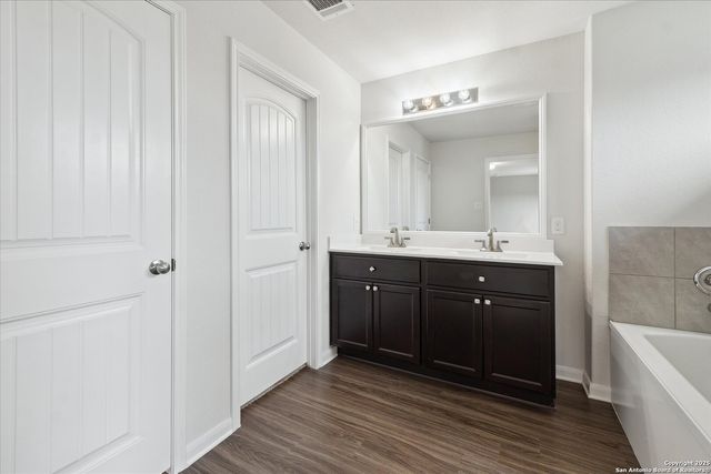 2434 McCrae, New Braunfels, TX 78130