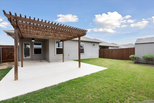 2434 McCrae, New Braunfels, TX 78130