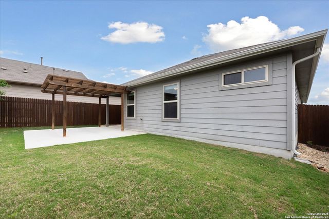 2434 McCrae, New Braunfels, TX 78130
