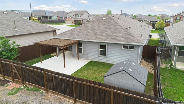 2434 McCrae, New Braunfels, TX 78130