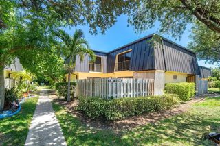 2453 Waterside Drive, Lake Worth, FL 33461