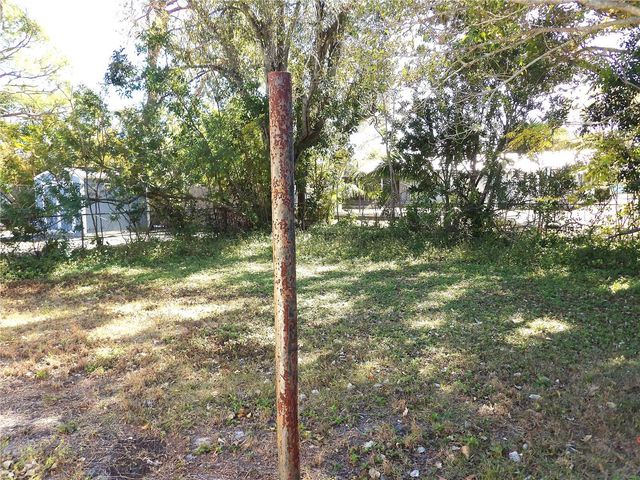 2513 14TH AVENUE W, Bradenton, FL 34205