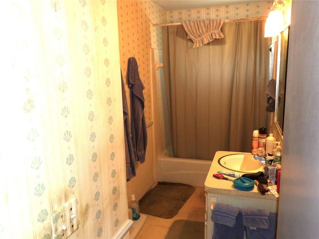 2513 14TH AVENUE W, Bradenton, FL 34205