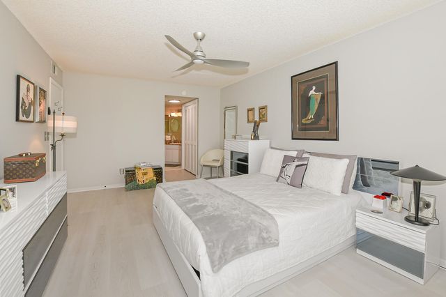 950 S Kanner Highway 905, Stuart, FL 34994