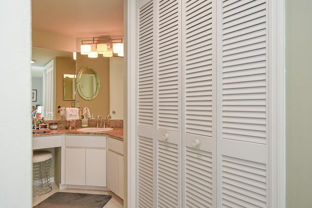 950 S Kanner Highway 905, Stuart, FL 34994