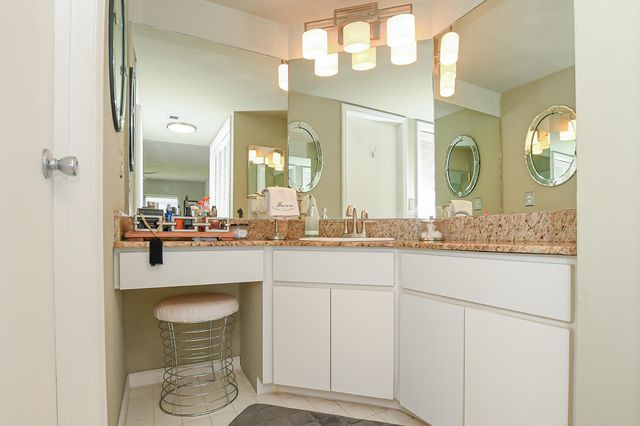 950 S Kanner Highway 905, Stuart, FL 34994