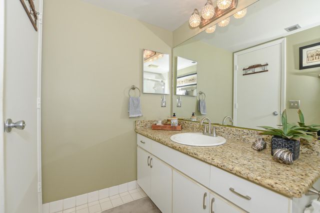 950 S Kanner Highway 905, Stuart, FL 34994
