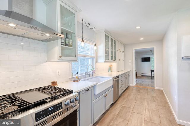 1403 CLARK AVE, Lutherville Timonium, MD 21093