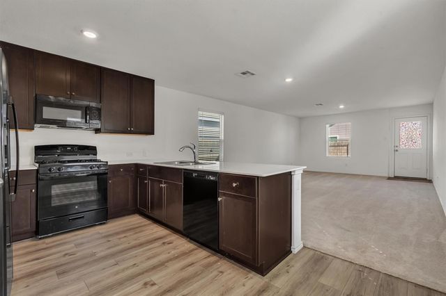 231 Gabbro GDNS, Maxwell, TX 78656