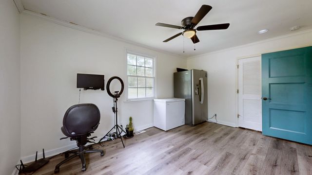 463 Walton Ferry Rd, Hendersonville, TN 37075