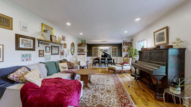 463 Walton Ferry Rd, Hendersonville, TN 37075