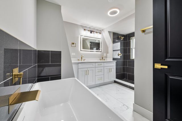 1224 Elgin Avenue, Forest Park, IL 60130