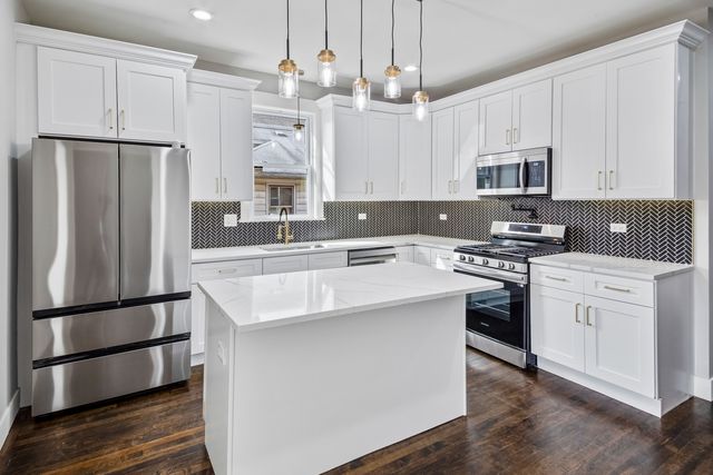 1224 Elgin Avenue, Forest Park, IL 60130