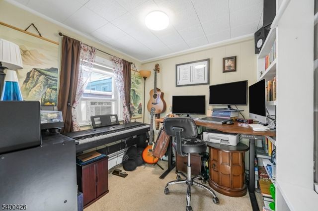 62 High St, Franklin Boro, NJ 07416