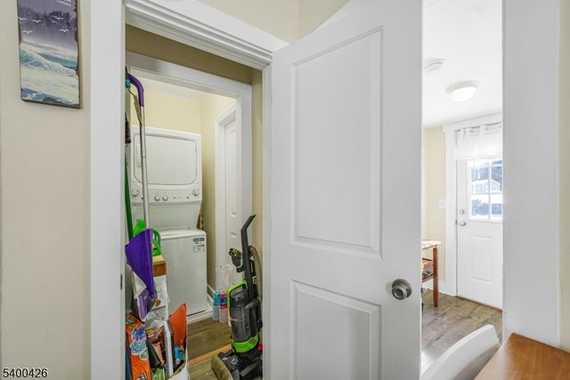 62 High St, Franklin Boro, NJ 07416