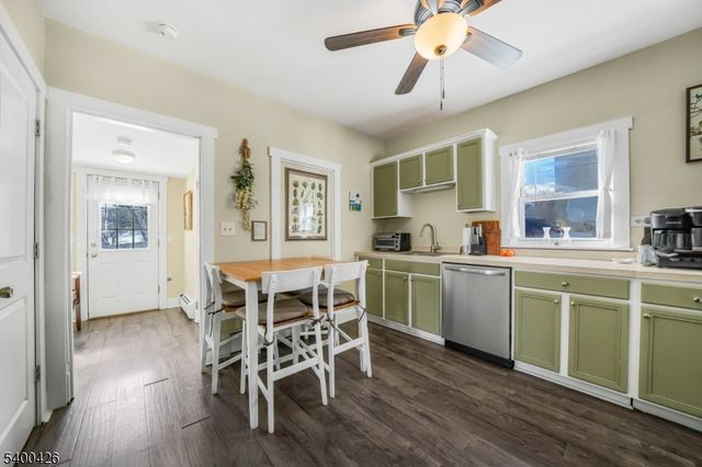 62 High St, Franklin Boro, NJ 07416