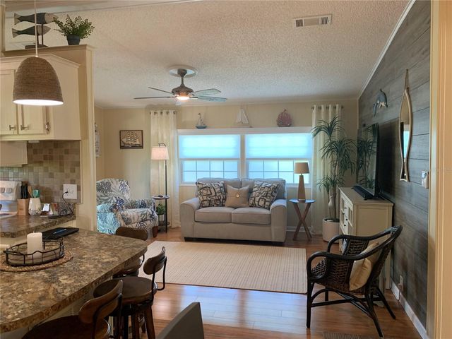 8304 PRINCESS COURT, Palmetto, FL 34221