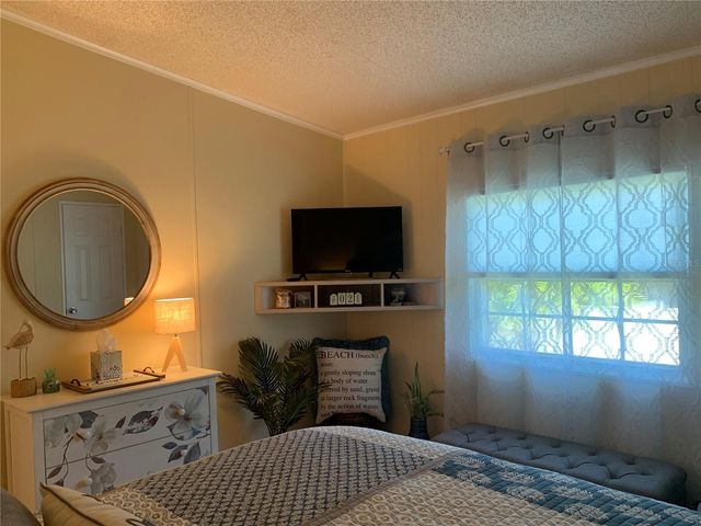 8304 PRINCESS COURT, Palmetto, FL 34221