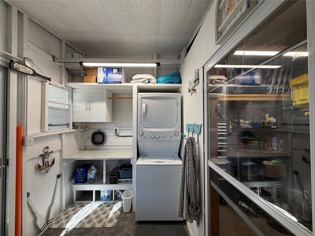 8304 PRINCESS COURT, Palmetto, FL 34221