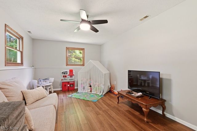 7165 Northview Drive, Wadsworth, OH 44281
